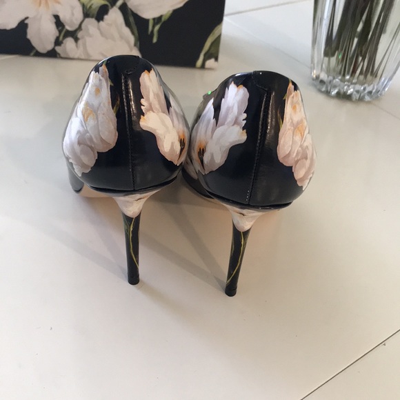 Dolce &Gabbana St. Tulipa heels. Never worn - Picture 7 of 9